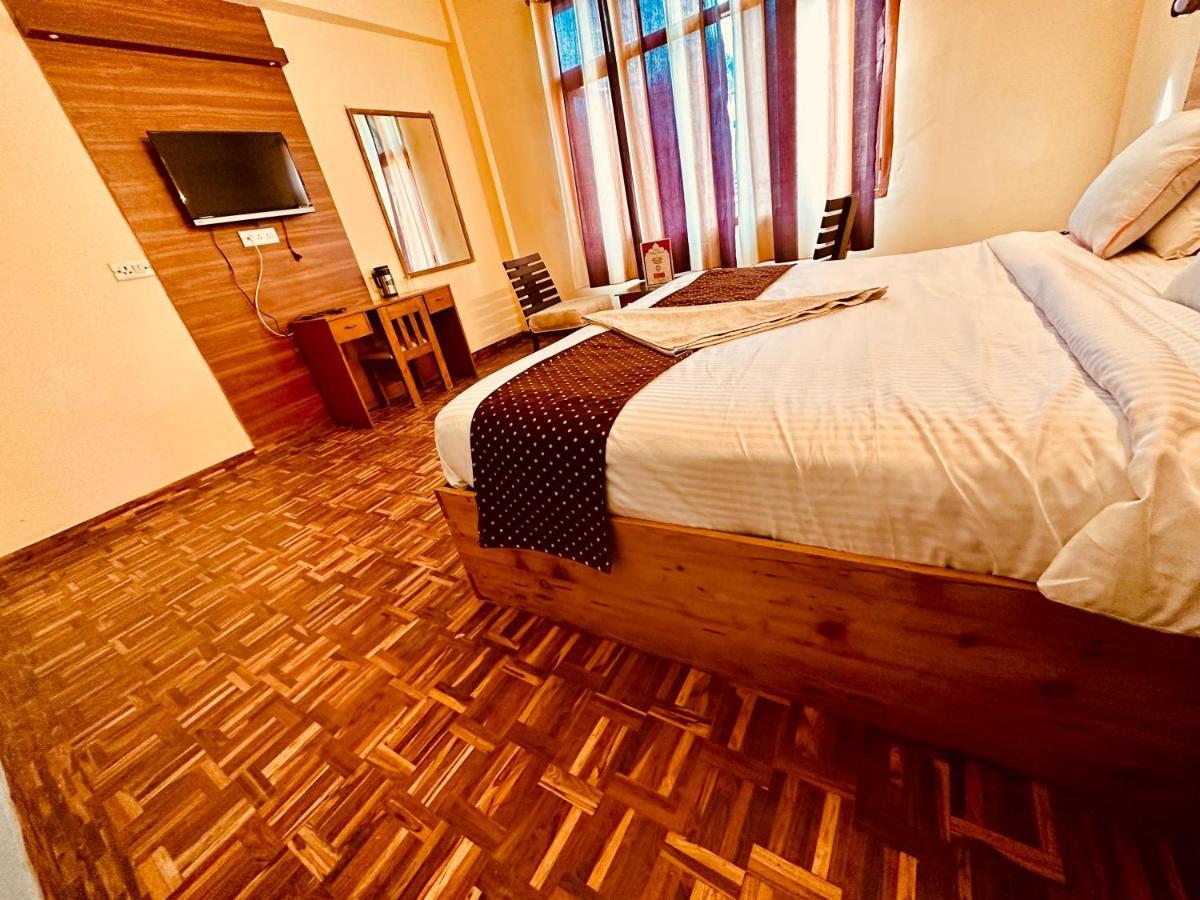 Hotel Grand Kalinga - Near Volvo Bus Stand Manali Bagian luar foto